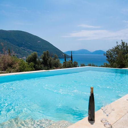 Calionas Suites Vasiliki  Exterior photo