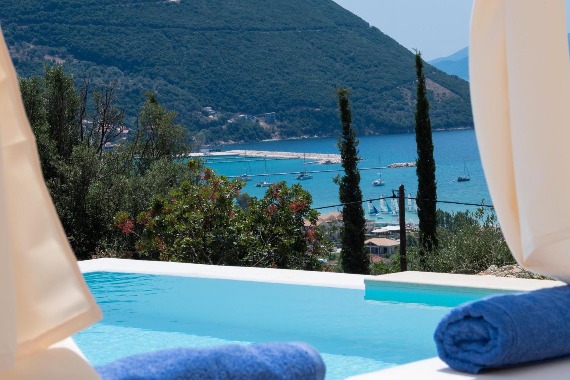 Calionas Suites Vasiliki  Exterior photo